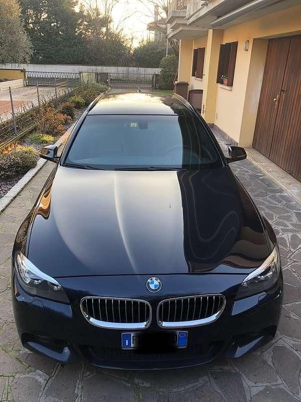 Usata BMW 535 M Sport 313 CV (230 kW) 2016 Blu/azzurro Station wagon