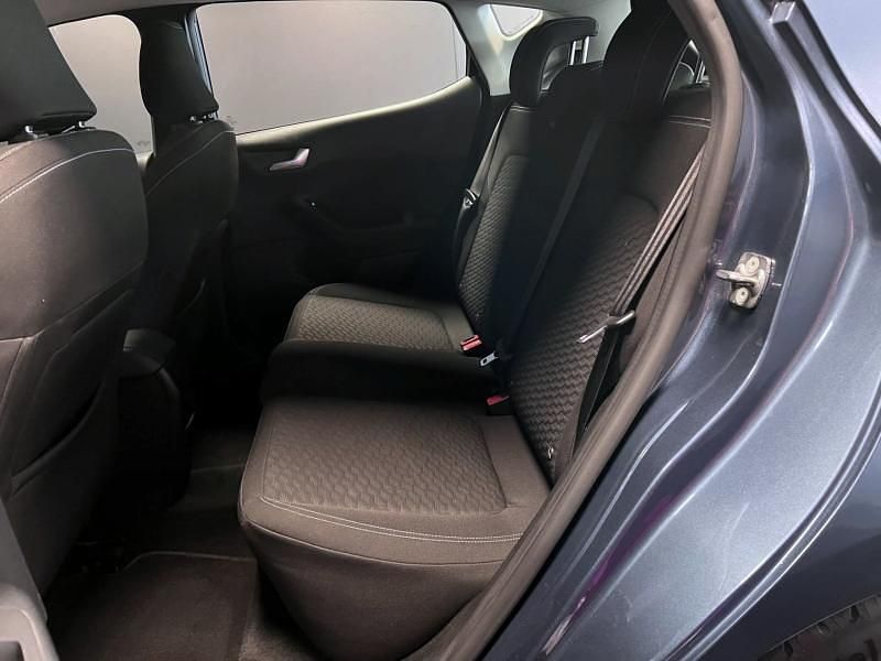 Usata Ford Fiesta Titanium 75 CV (55 kW) 2023 Vari colori pastello Utilitaria