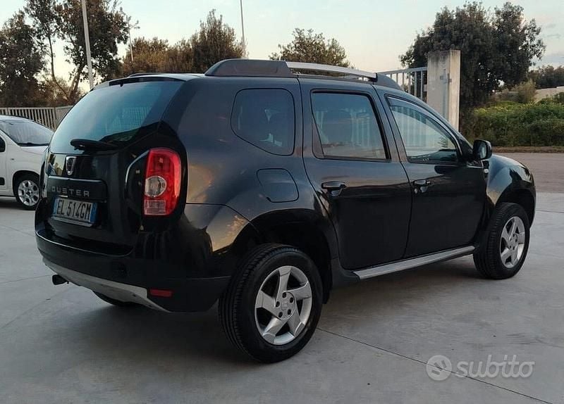 Usata Dacia Duster Lauréate 90 CV (66 kW) 2012 Nero SUV