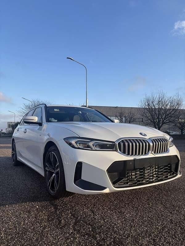 Usata BMW 330e M Sport 184 CV (135 kW) 2025 Station wagon