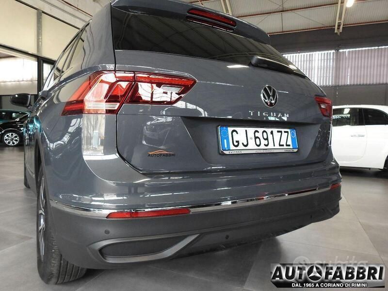 Usata VW Tiguan Sport 150 CV (110 kW) 2023 Grigio SUV