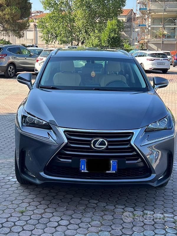 Usata 2017 Lexus NX300h SUV | 24.900 € (Buon prezzo) - Immagine 1/4
