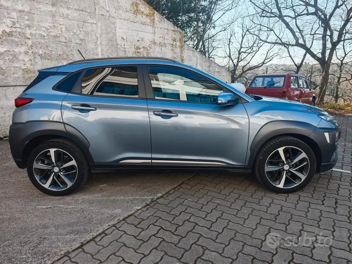 Usata Hyundai Kona 120 CV (88 kW) 2017 Grigio SUV