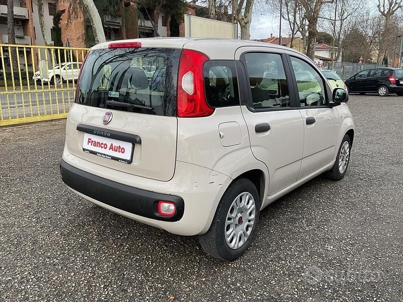 Usata Fiat Panda Lounge 69 CV (50 kW) 2016 Beige Utilitaria