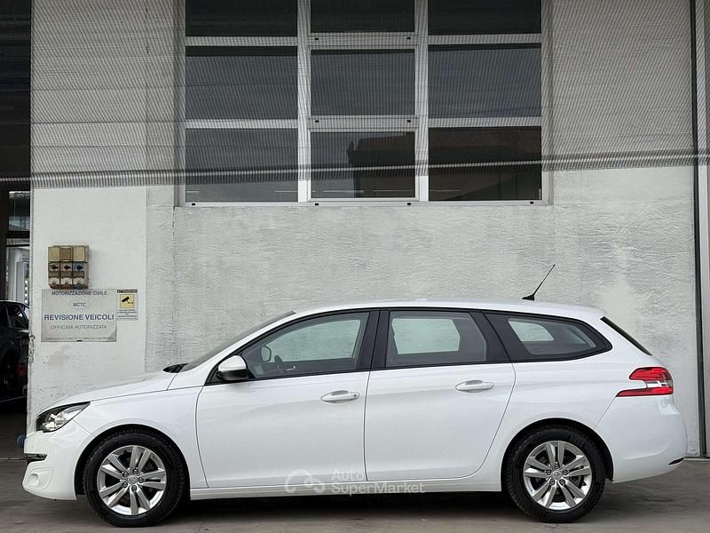 Usata Peugeot 308 Active 120 CV (88 kW) 2015 Bianco Station wagon