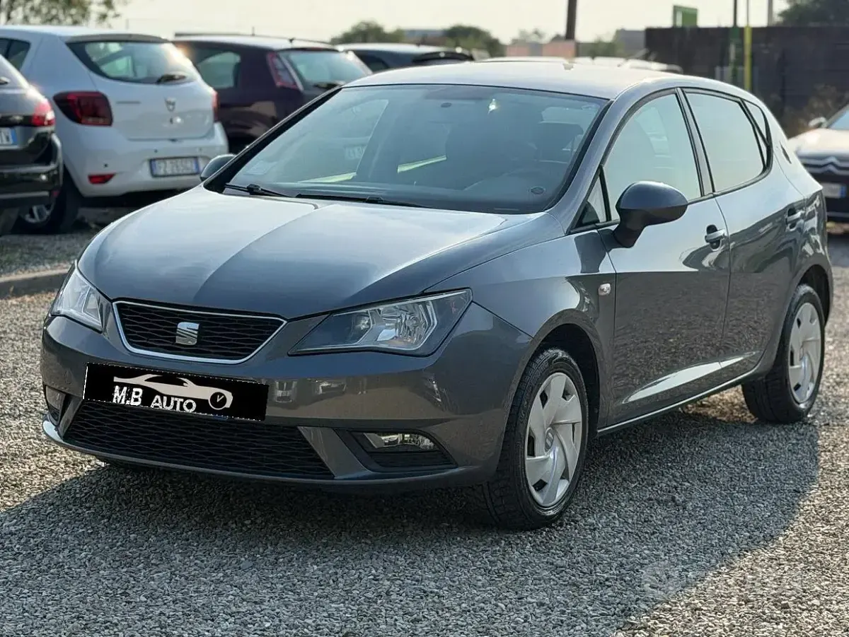 Usata Seat Ibiza 75 CV (55 kW) 2012 Berlina