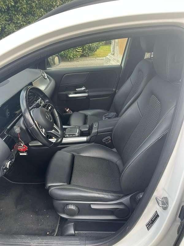 Usata Mercedes GLA200 150 CV (110 kW) 2020 Bianco SUV