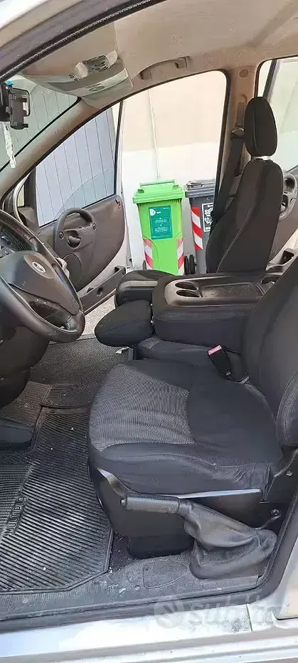 Usata Fiat Multipla 103 CV (75 kW) 2007 Grigio Monovolume