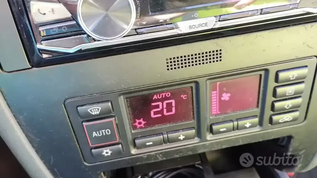 Usata Audi A3 125 CV (91 kW) 2000 Grigio Utilitaria