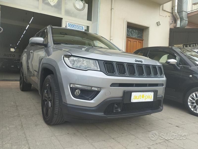 Grigio Usata 2019 Jeep Compass Night Eagle SUV | 15.900 € (Buon prezzo) - Immagine 1/4