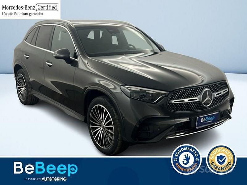 Usata Mercedes GLC300e AMG Line Premium 333 CV (244 kW) 2023 Grigio metallizzato SUV