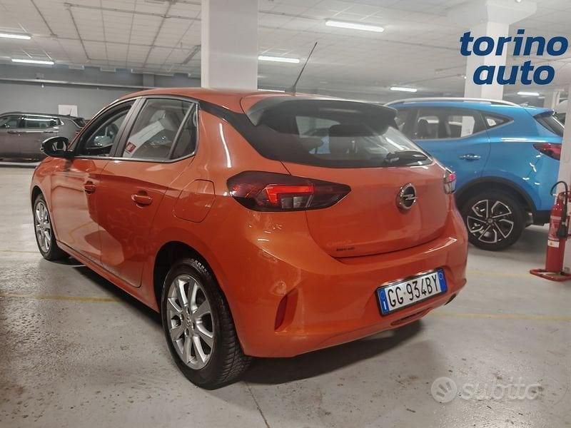 Usata Opel Corsa Edition 75 CV (55 kW) 2022 Arancione Berlina