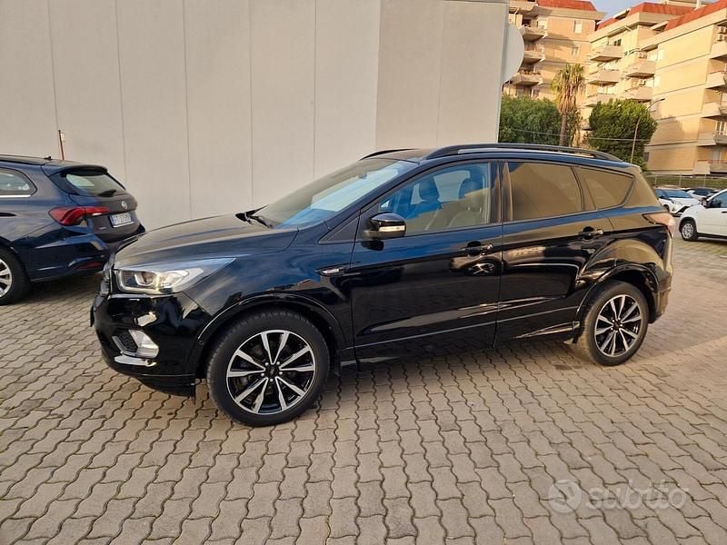 Occasion Ford Kuga ST-Line 180 ch (132 kW) 2019 Noir SUV
