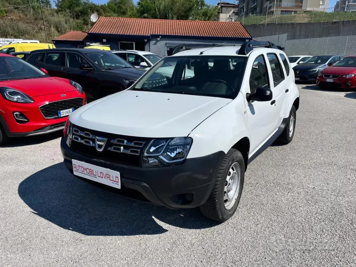 Usata Dacia Duster 109 CV (80 kW) 2015 Bianco SUV