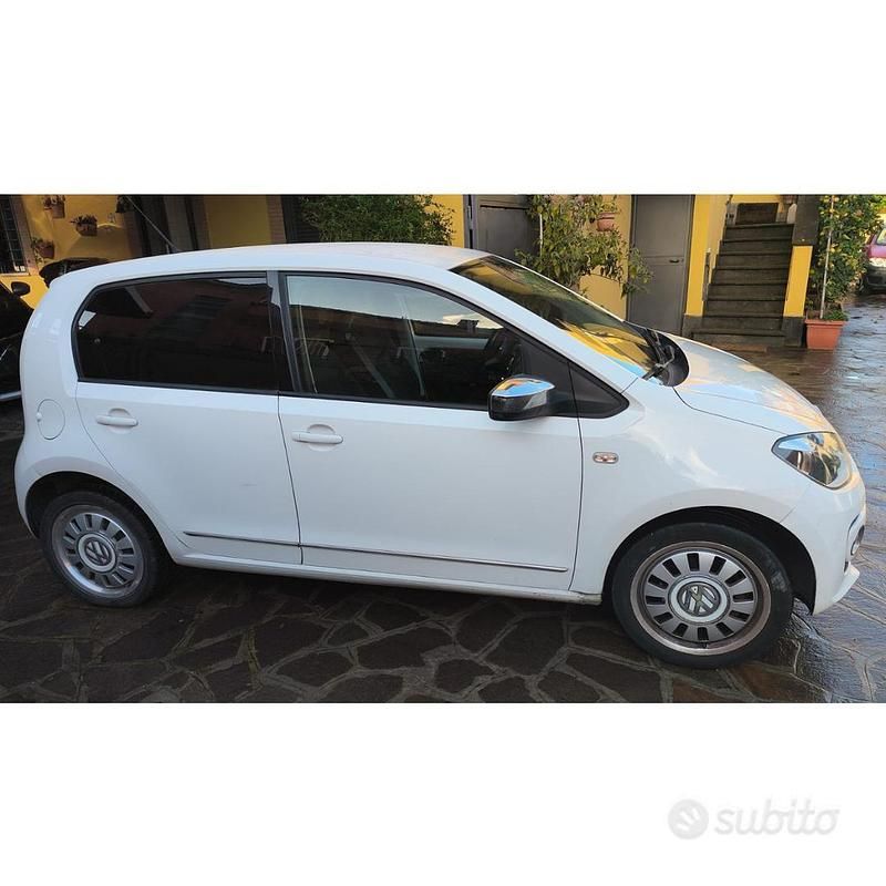 Usata 2013 VW up! Move Due volumi | 3800 € (Ottimo prezzo) - Immagine 1/4