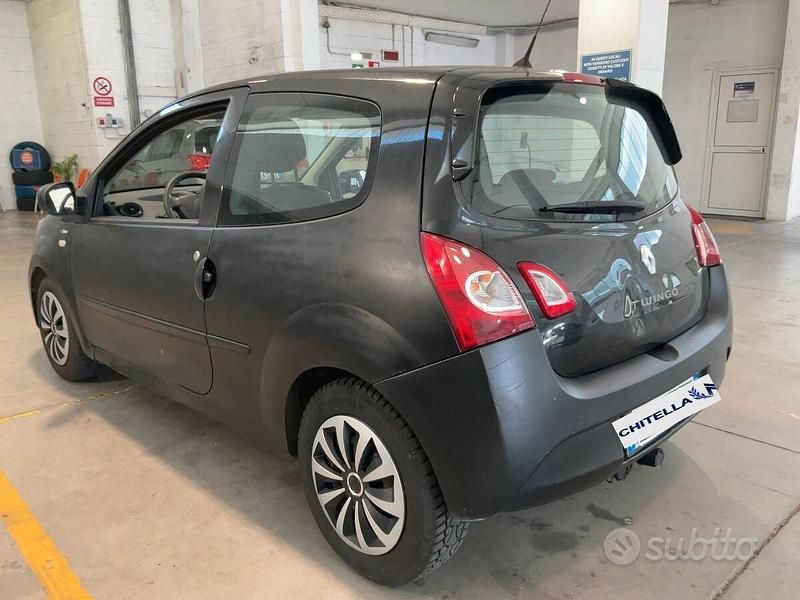 Usata Renault Twingo Night&Day 75 CV (55 kW) 2014 Grigio Utilitaria