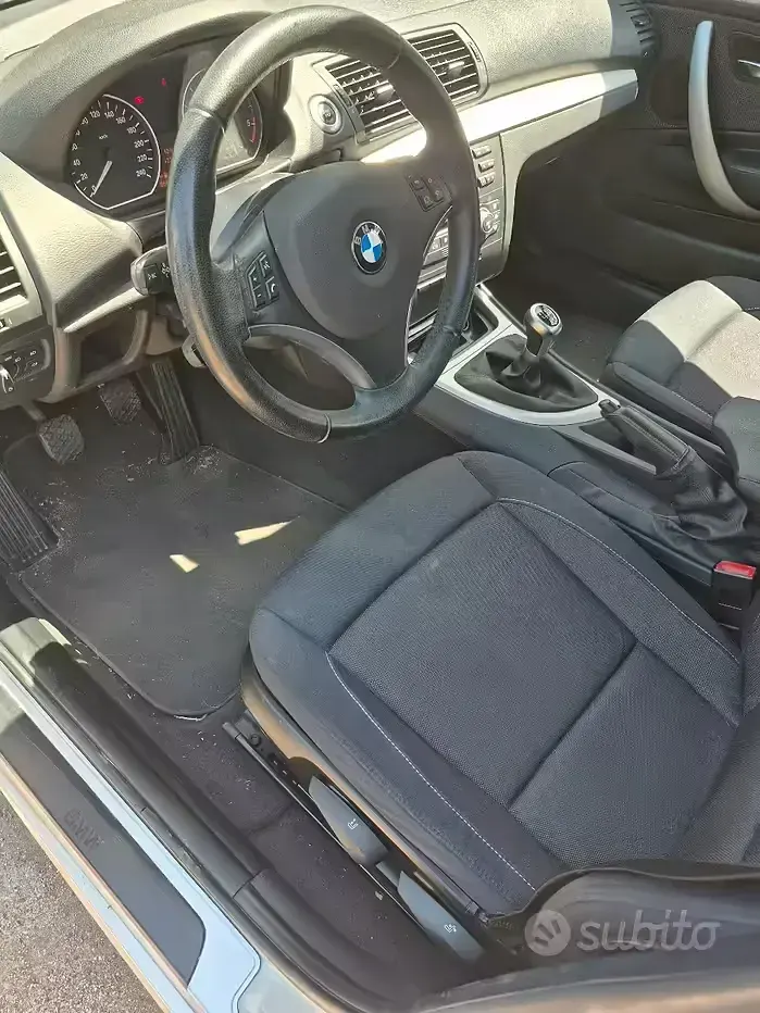 Usata BMW 118 143 CV (105 kW) 2009 Utilitaria