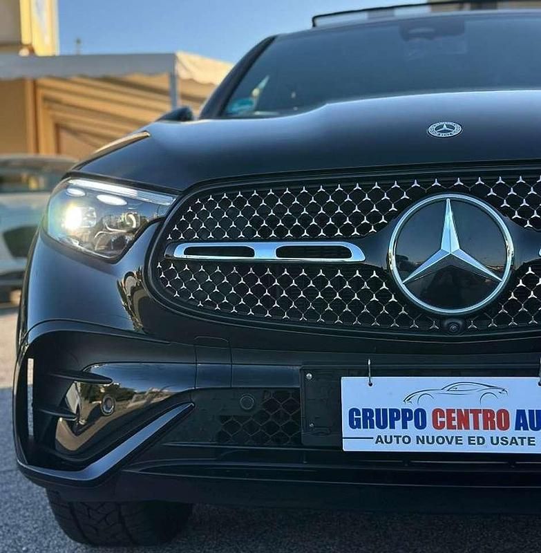 Usata Mercedes GLC300e AMG line 269 CV (197 kW) 2024 Nero SUV