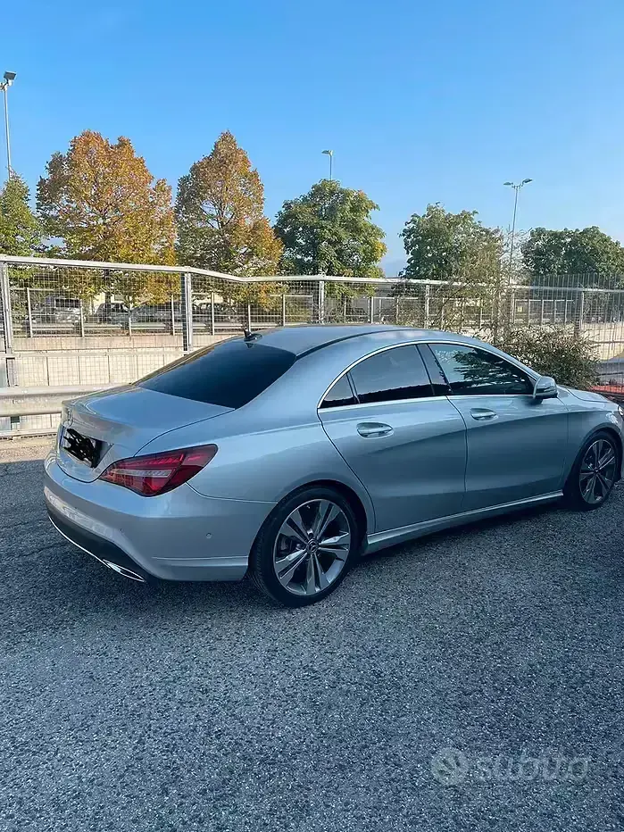 Usata Mercedes CLA200 136 CV (100 kW) 2017 Grigio Coupé
