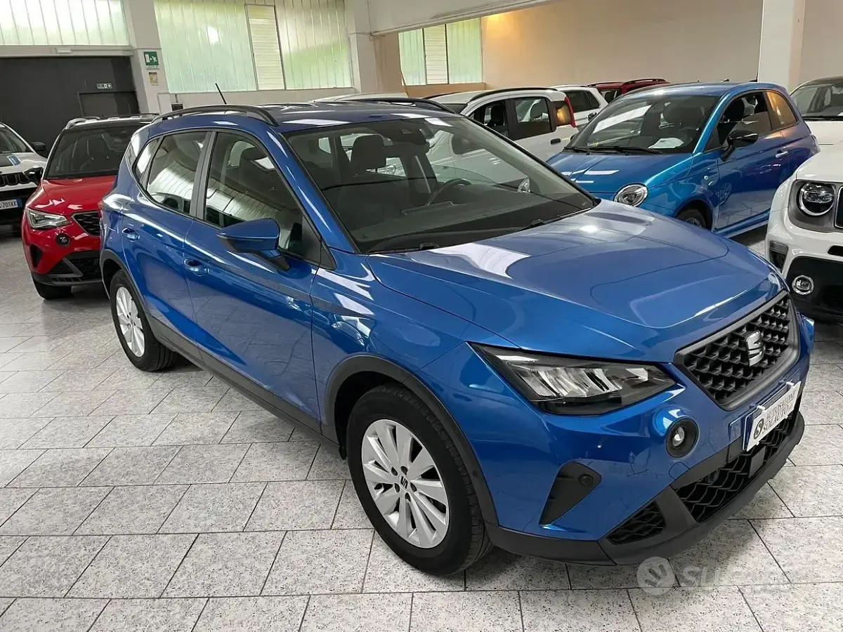 Usata Seat Arona Style 110 CV (80 kW) 2022 Blu SUV