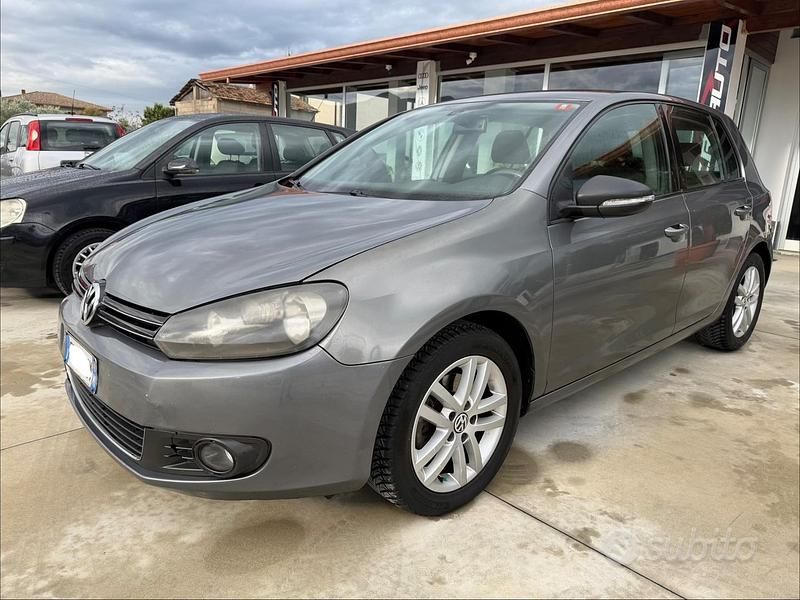 Usata VW Golf VI Highline 122 CV (89 kW) 2010 Grigio Utilitaria