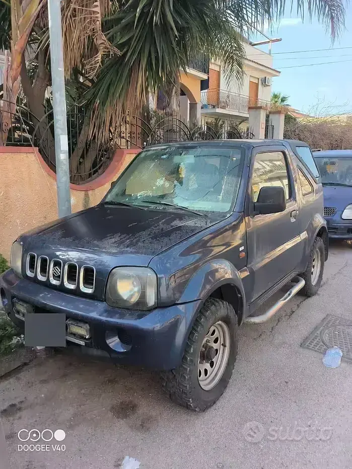 Usata Suzuki Jimny 80 CV (58 kW) 2001 Bluazzurro SUV