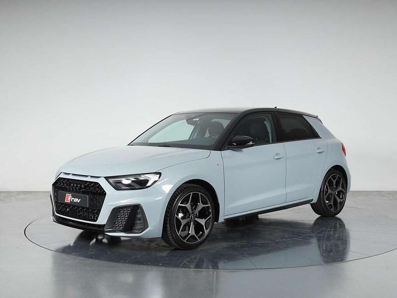 Grigio freccia perla nero mito metallizz Usata 2025 Audi A1 Sportback Due volumi | 28.900 € (Buon prezzo) - Immagine 1/4