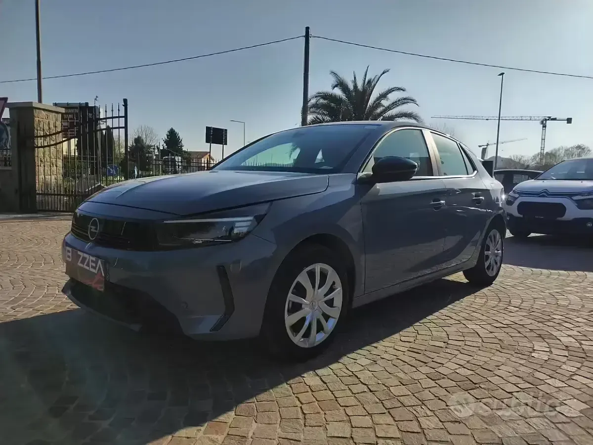 Usata Opel Corsa 75 CV (55 kW) 2024 Grigio Utilitaria