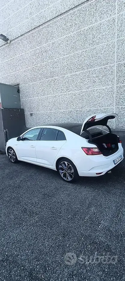 Usata Renault Mégane 140 CV (102 kW) 2019 Bianco Coupé