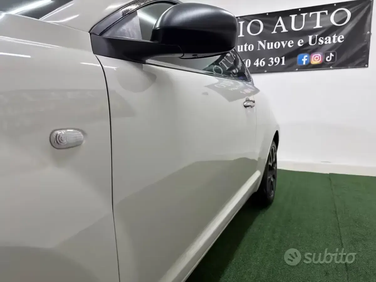 Usata Alfa Romeo MiTo Distinctive 79 CV (58 kW) 2009 Beige Utilitaria