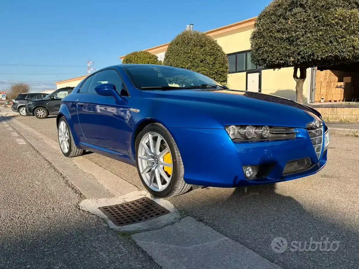 Usata Alfa Romeo Brera 185 CV (136 kW) 2006 Bluazzurro Coupé