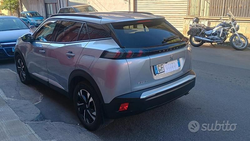 Usata Peugeot 2008 S 110 CV (80 kW) 2021 SUV