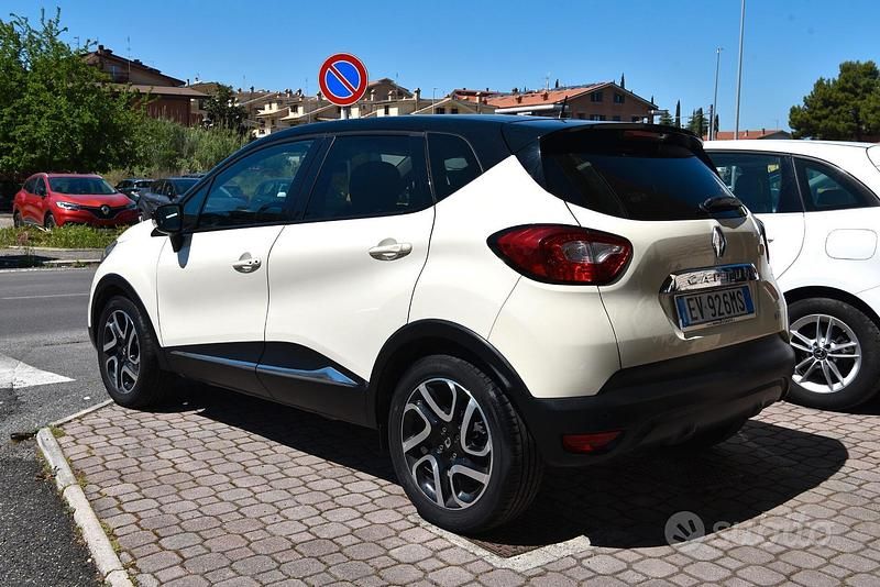 Usata Renault Captur 90 CV (66 kW) 2014 Bianco SUV