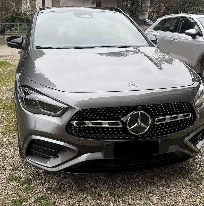 Usata Mercedes GLA200 AMG 150 CV (110 kW) 2025 SUV