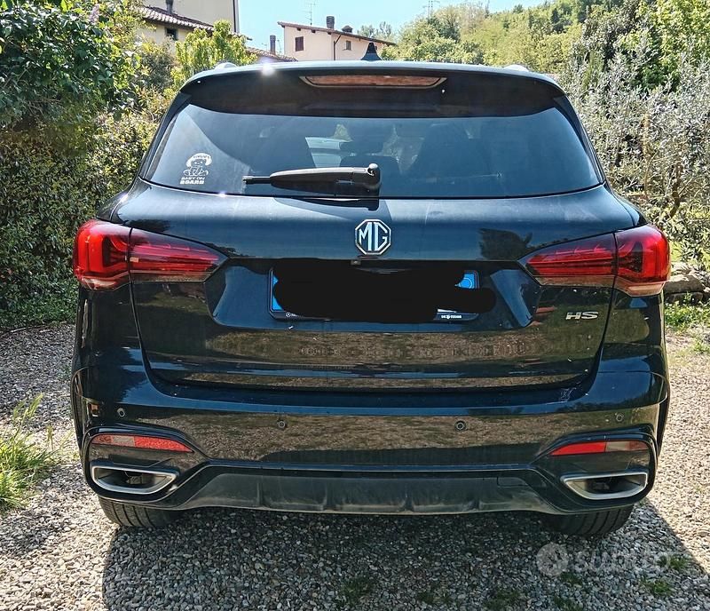 Usata MG HS Luxury 162 CV (119 kW) 2023 Nero SUV