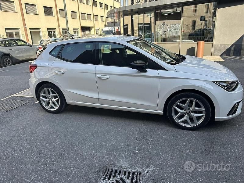 Second-hand Seat Ibiza FR 90 CP (66 kW) 2018 Alb Hatchback