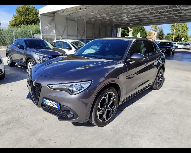 Usata Alfa Romeo Stelvio Veloce 210 CV (154 kW) 2021 Grigio SUV
