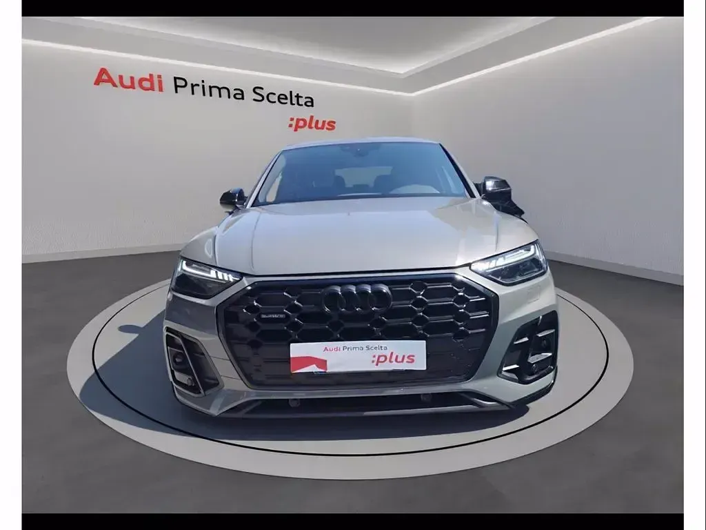 Usata Audi Q5 Ambiente 204 CV (150 kW) 2023 Grigio chronos metalizzato SUV