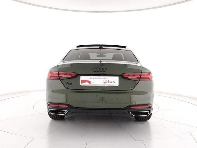 Nuova Audi A5 Sportback S-Line 204 CV (150 kW) 2025 Verde district metallizzato Utilitaria