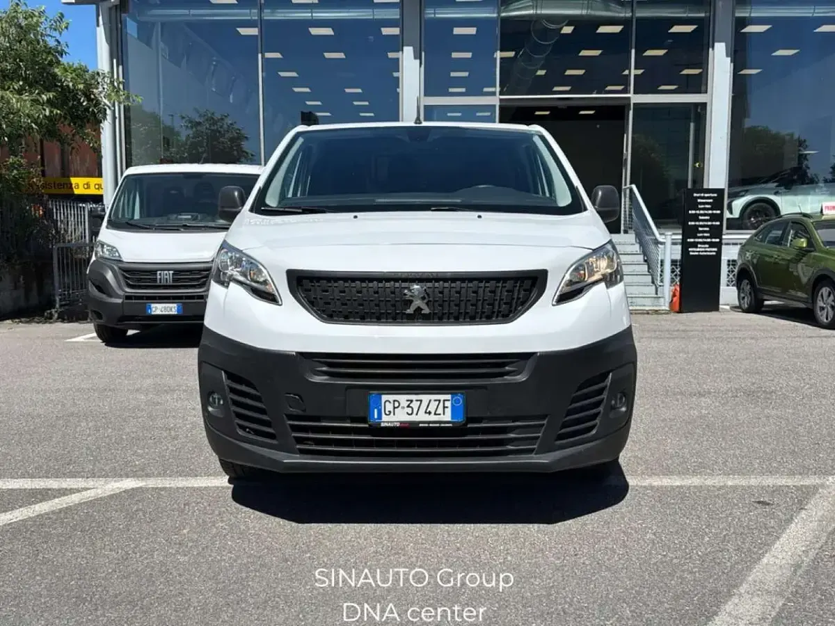 Usata Peugeot Expert Premium 102 CV (75 kW) 2023 Other Furgone
