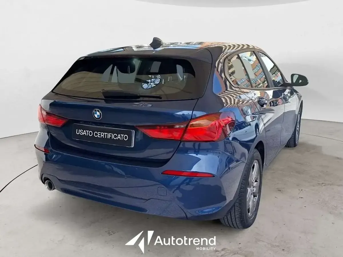 Usata BMW 116 Advantage 116 CV (85 kW) 2021 Blu Utilitaria