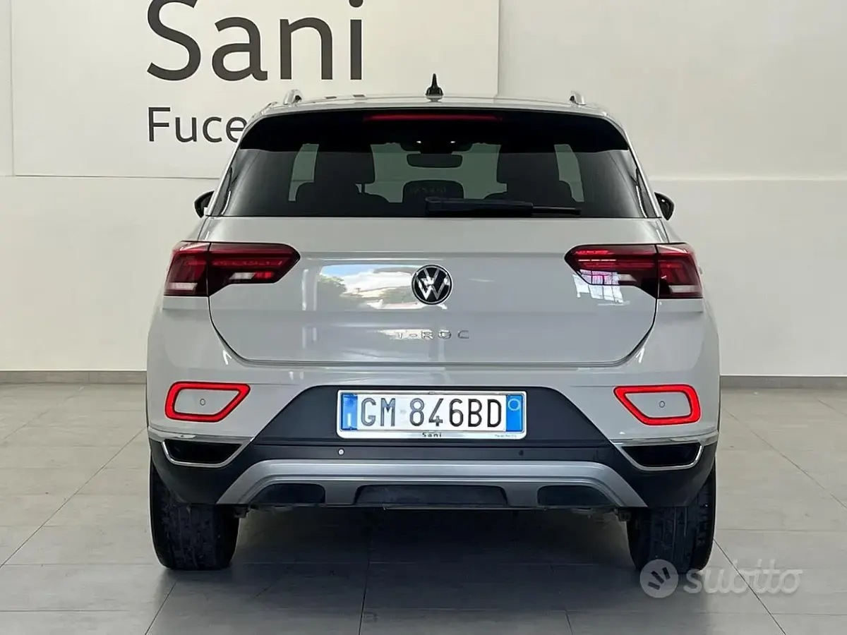 Usata VW T-Roc Style 116 CV (85 kW) 2023 Giallo SUV
