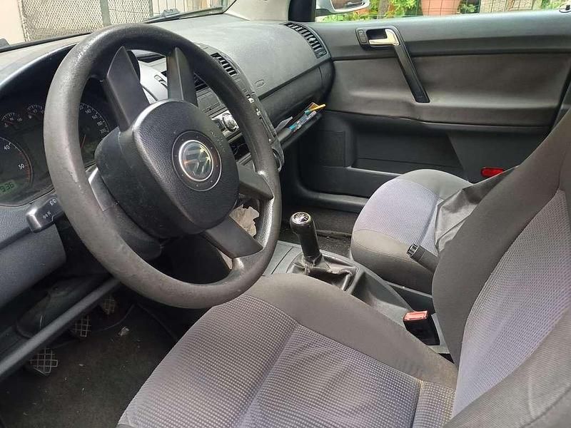 Usata VW Polo Comfortline 75 CV (55 kW) 2004 Berlina