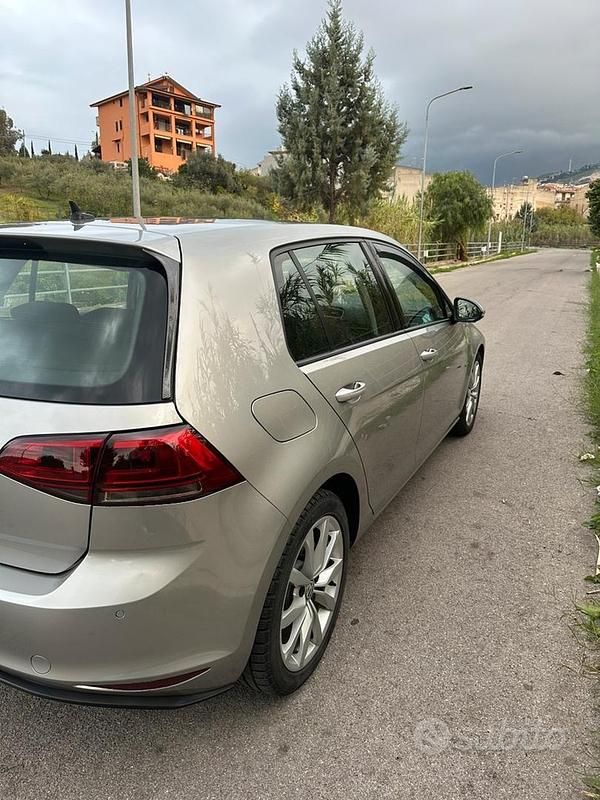 Usata VW Golf VII Highline 2015 Grigio Utilitaria
