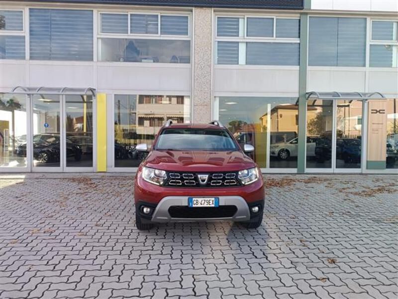 Usata Dacia Duster Prestige 101 CV (74 kW) 2020 Rosso SUV