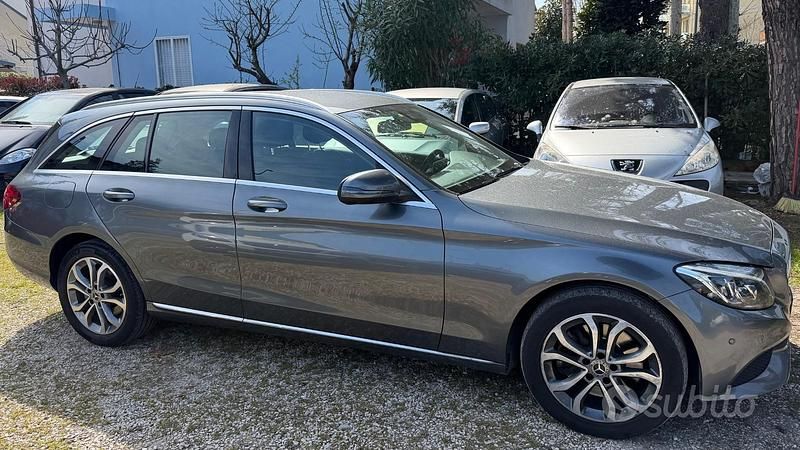 Usata Mercedes C250 Premium 204 CV (150 kW) 2017 Grigio Station wagon