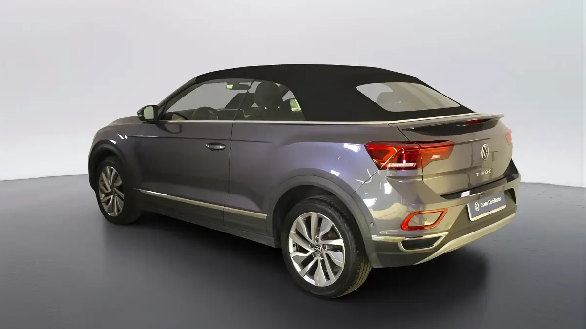 Usata VW T-Roc Style 110 CV (80 kW) 2023 Grigio fumo met. SUV