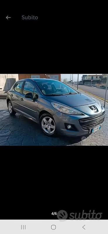 Usata Peugeot 207 70 CV (51 kW) 2010 Grigio Berlina