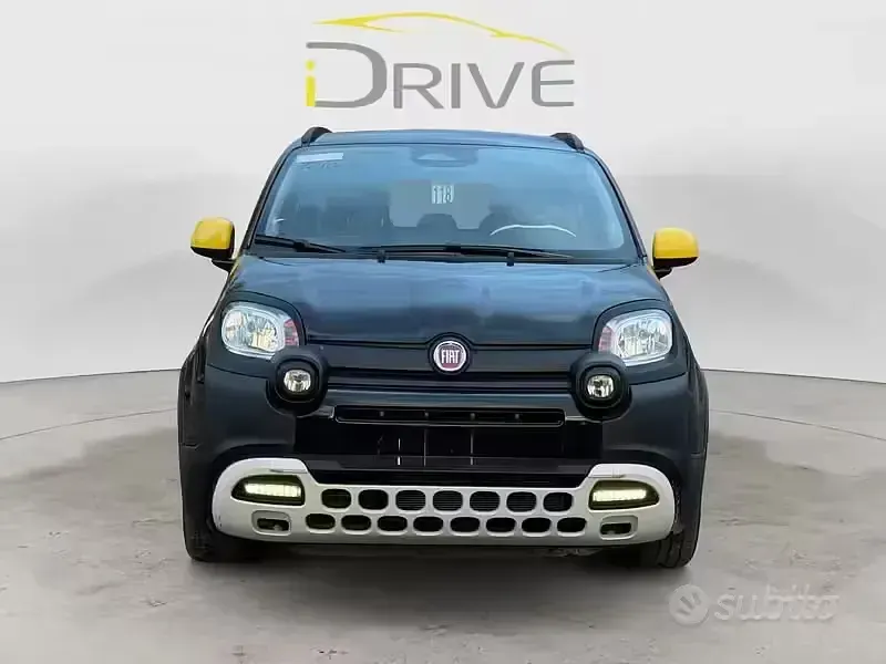Usata Fiat Panda Cross Cross 69 CV (50 kW) 2025 Nero Utilitaria
