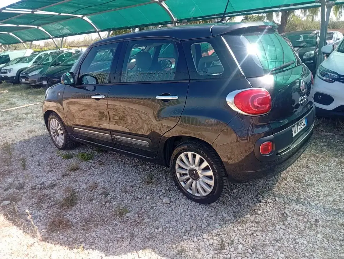 Usata Fiat 500L Lounge 120 CV (88 kW) 2016 Nero Monovolume